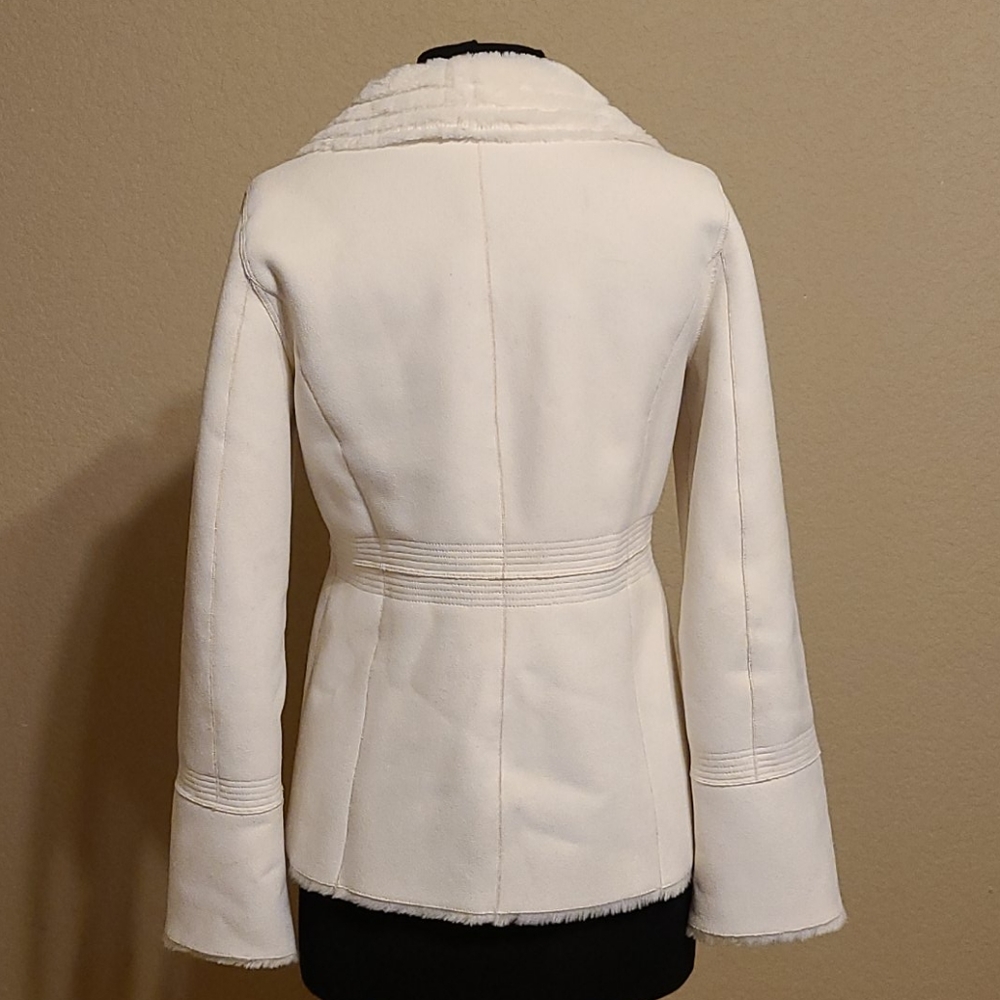 White House Black Market coat - Picture 4 of 16